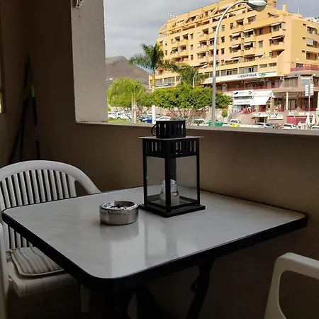 Vv Cristianos Centre Apartment *